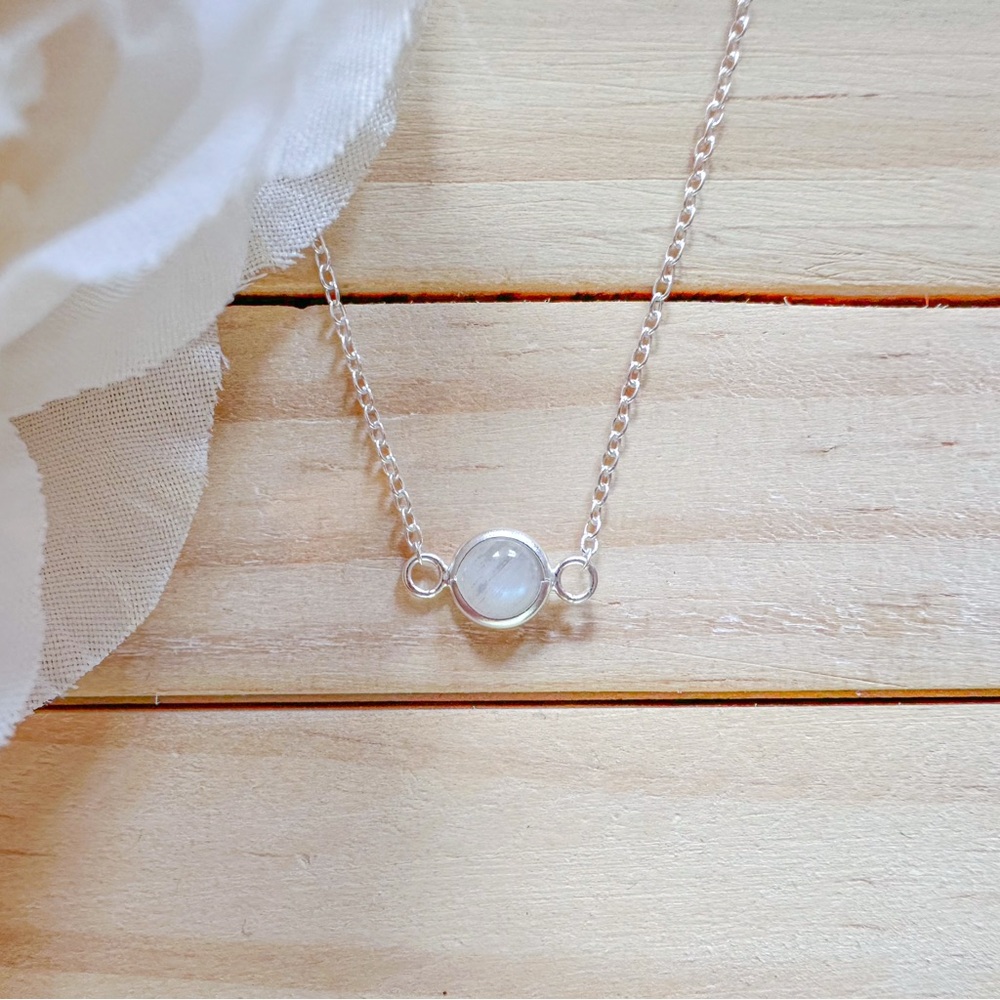 Rainbow Moonstone necklace in 925 sterling silver